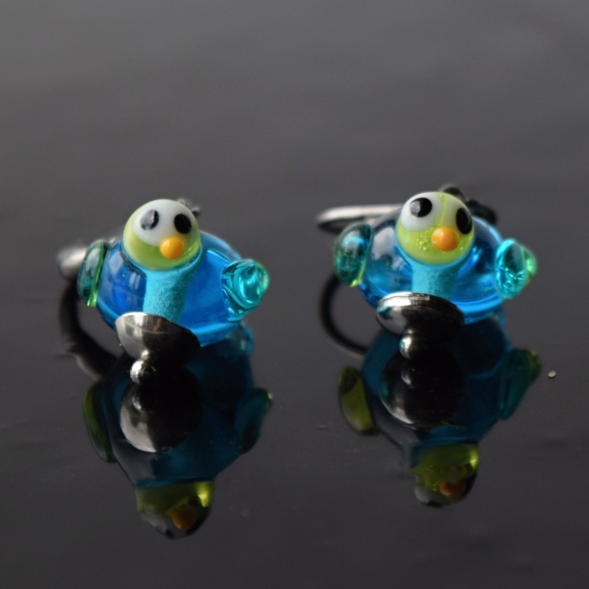 Ptáčci II - náušnice s ručně vinutými perlemi - skleněný korálek a chirurgická ocel - vinutky