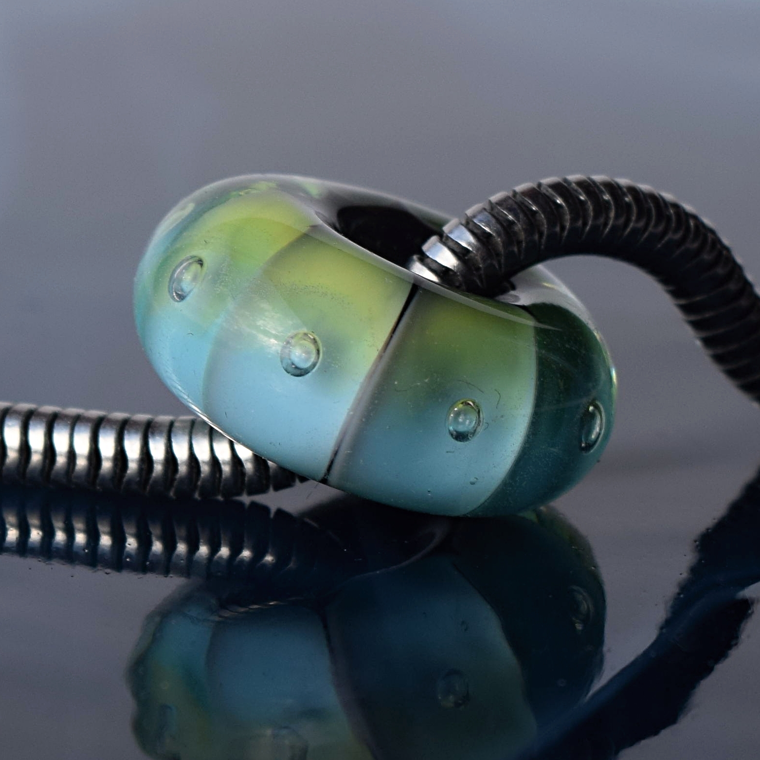 Aqua - vinutá perle s velkým průvlekem pro náramky BHB - handmade lampwork beads Aqua big hole beads